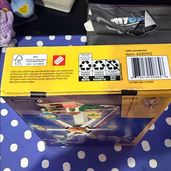 LEGO Creator Celebration Ferris Wheel Set - Yellow, Blue, White - Picture 2 of 3
